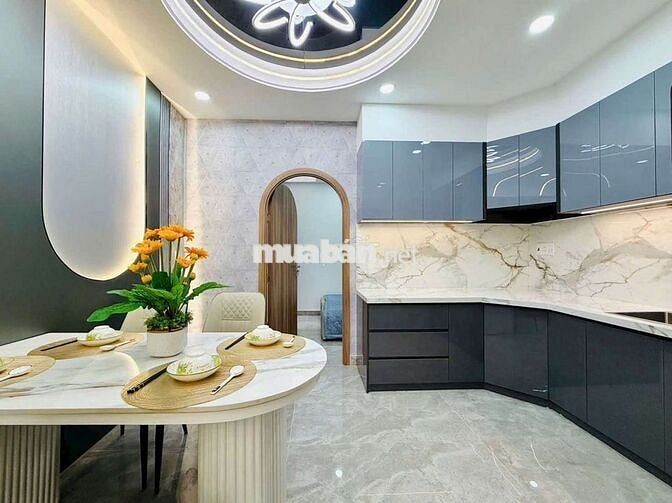 BÁN NHÀ MỚI 100% NGUYỄN TƯ GIẢN. 6x10.5M .4 TẦNG.5PN.GIÁ 9 TỶ