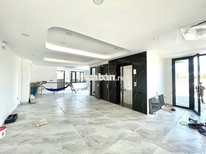 CHO THUÊ TOÀ LÔ GÓC 2 MẶT TIỀN 5 TẦNG + 1 HẦM SẴN PCCC KHU HÀ QUANG 2