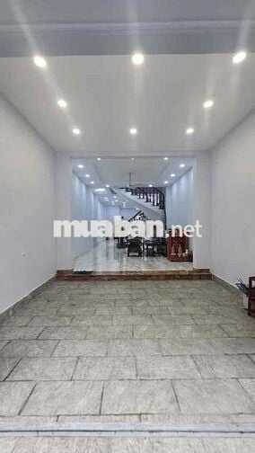 NHÀ CHO THUÊ 6 PHÒNG NGỦ, CÓ THỂ CẢI TẠO THÊM