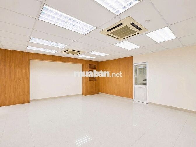 CHO THUÊ TÒA VĂN PHÒNG 2400M2 TRUNG TÂM QUẬN 7