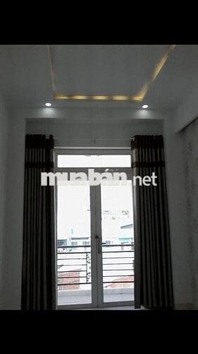 Nhà Gò Vấp hẻm xe hơi, 1 trệt 2 lầu, điện NLMT, hướng Tây siêu hot!