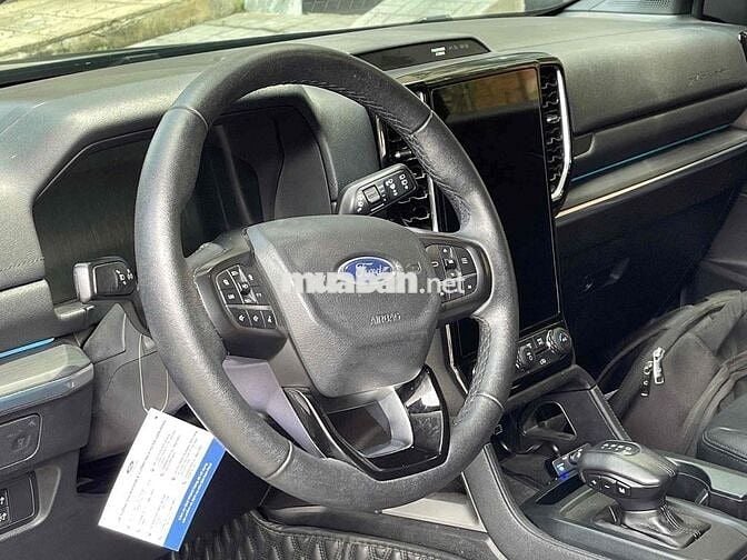 Ford Everest Titanium 4x4 2022 Đen 55.000 Km
