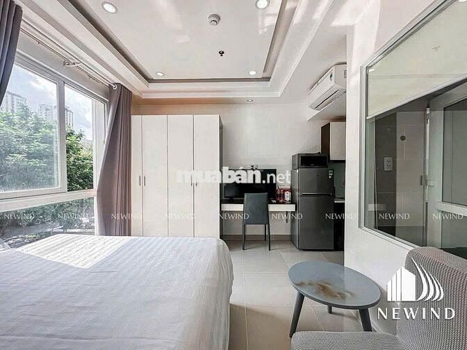 Studio cửa sổ lớn-Full nội thất-máy giặt riêng-Hàng xóm Landmark81-Q1