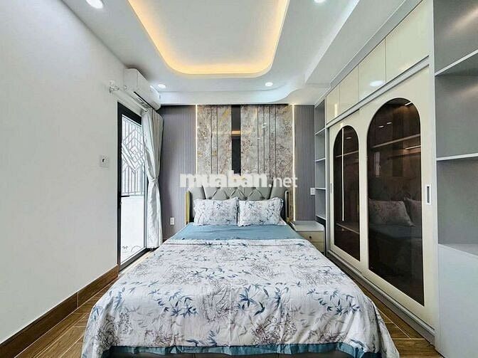 BÁN NHÀ MỚI 100% NGUYỄN TƯ GIẢN. 6x10.5M .4 TẦNG.5PN.GIÁ 9 TỶ