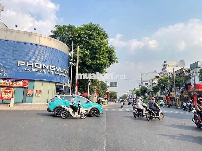 Góc 2 Mặt Tiền Đường Trường Chinh, Phường 12, Quận Tân Bình . 
