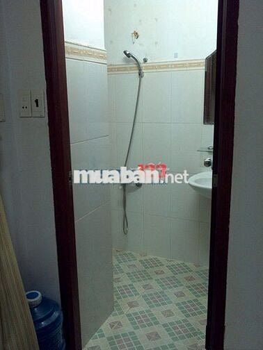 Cho thuê phòng trọ 25 m2  đầy đủ tiện nghi, ngay nhà ga T3 sân bay TSN