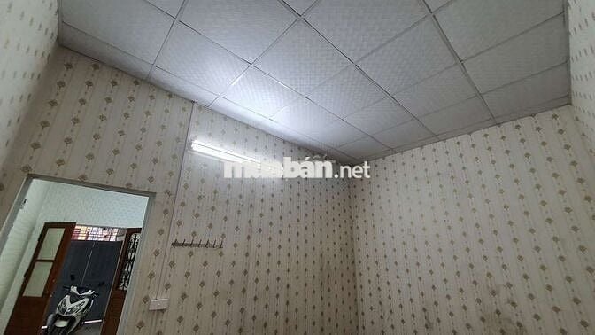Cho thuê nhà riêng cấp 4 45m2 tại số 4 ngõ 122 Đông Thiên