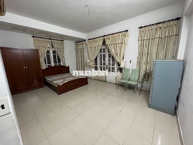 Cho thuê phòng trọ 25 m2  đầy đủ tiện nghi, ngay nhà ga T3 sân bay TSN