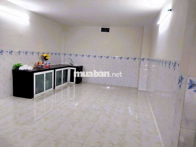 Nhà mới Linh Xuân 200m² sử dụng 3PN ngay chợ kinh doanh sầm uất