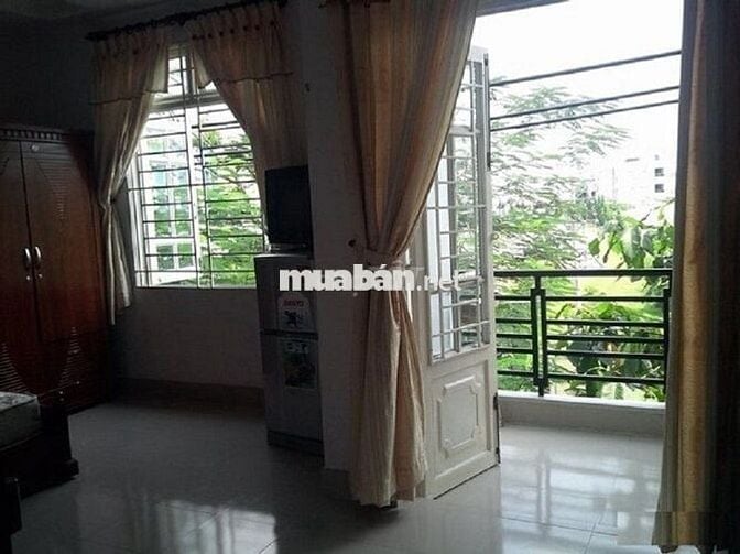 Cho thuê phòng trọ 25 m2  đầy đủ tiện nghi, ngay nhà ga T3 sân bay TSN