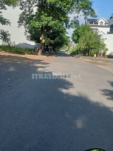 BÁN ĐẤT NỀN DỰ ÁN CTY PHÚ NHUẬN 4 TML.GIÁ 25 TỶ 500TR
