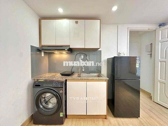Căn 1PN Tách Bếp Có Ban Công Rộng 50m2 FullNT Ngay Chợ Bà Chiểu, NTHX