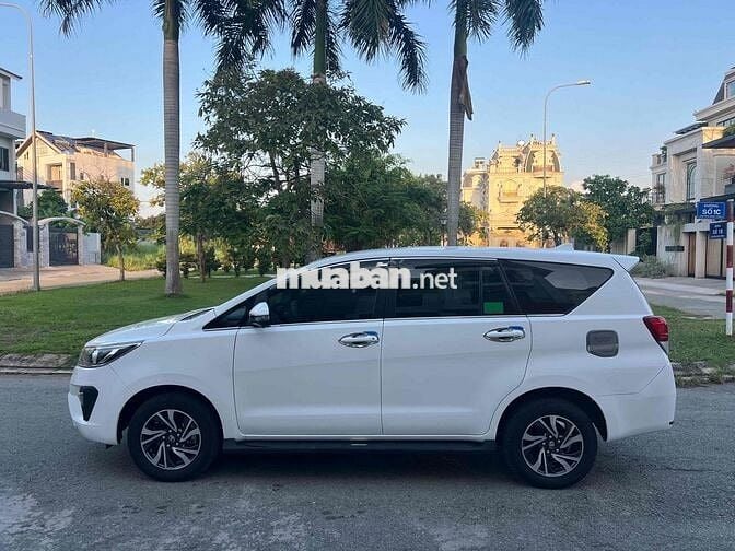 Toyota Innova 2020 Trắng Xe gia đình