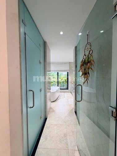 Biệt Thự Siêu Đẹp Bình Lợi, 10m x 20m, Hầm 3 Tầng, Mới Xây Ở Ngay