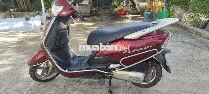 Honda Lead 2012 màu Đỏ