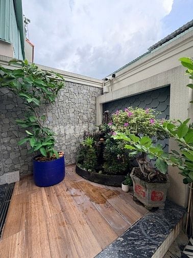 Biệt Thự Siêu Đẹp Bình Lợi, 10m x 20m, Hầm 3 Tầng, Mới Xây Ở Ngay