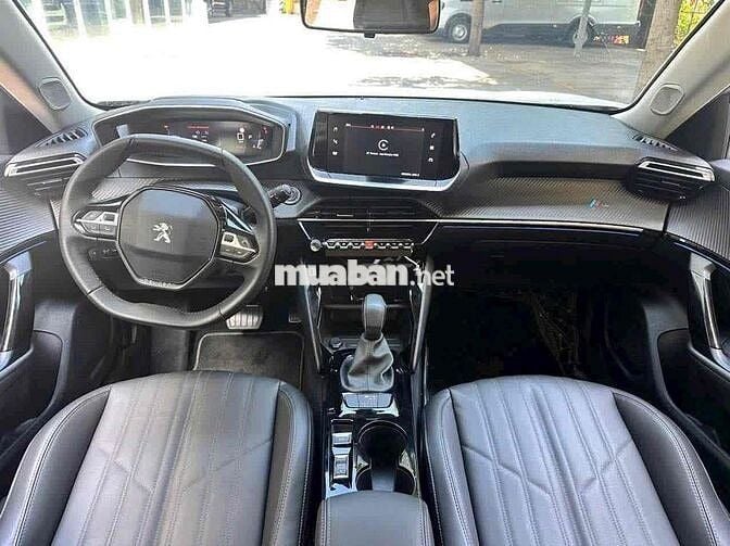 Peugeot 2008 GT Line 2021 Trắng 43.000KM