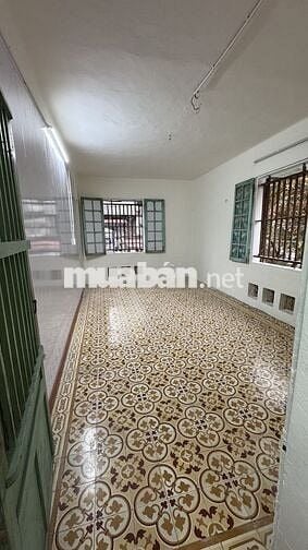 CHO THUÊ CĂN HỘ TẬP THỂ 50M2 TT HỌC VIỆN QUÂN Y