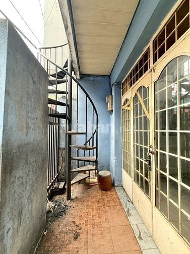 Chính chủ bán nhà hẻm 84 Hoà Hưng Q.10 - nhà cũ 43m2 tiện xây mới