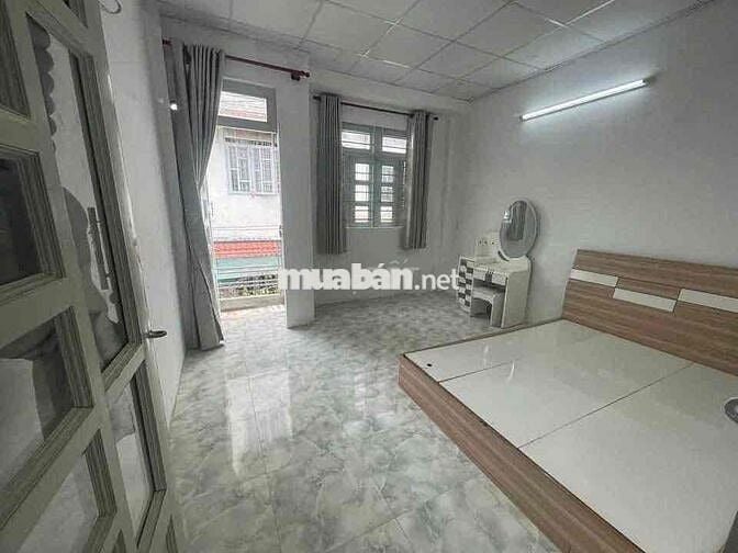 Cho thuê nhà hêm Trần Thái Tông Phường 15 Quận Tân Bình
