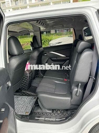 Mitsubishi Xpander Pre 2024 màu trắng