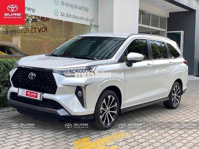 Toyota Veloz Cross Top 2025 siêu lướt 5.000 km