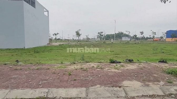 Chính chủ cần bán lô đất 100M², Đường ô tô đỗ ngày đêm