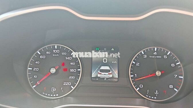 MG ZS STD Trắng 65.000 km còn bảo hành hãng 2027
