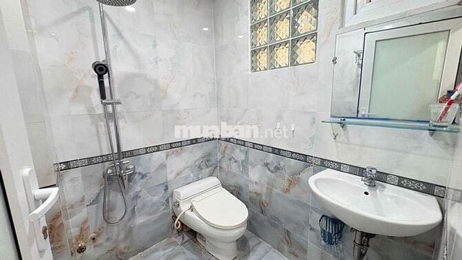 CHÍNH CHỦ CHO THUÊ STUDIO BAN CÔNG TÁCH BẾP FULL TIỆN NGHI CHỈ 5Tr/Th