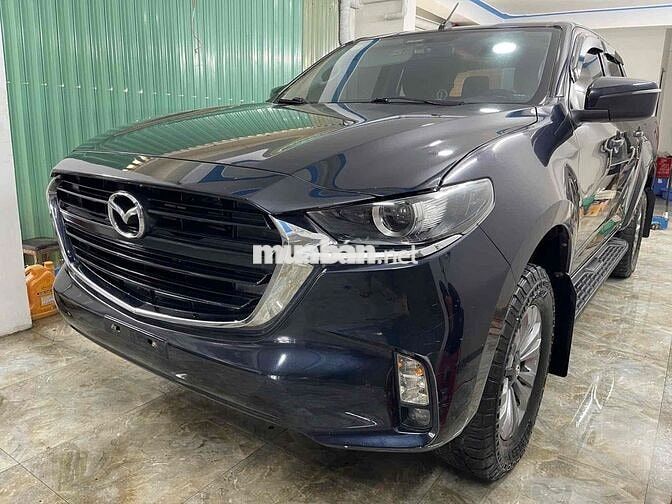 Mazda BT-50 Đen 5 chỗ