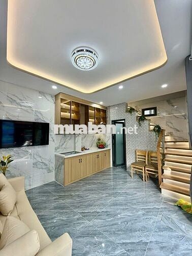 Nhà mặt tiền đường khu Tên Lửa