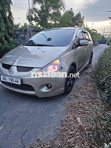 Mitsubishi Grandis 2007 Vàng cát