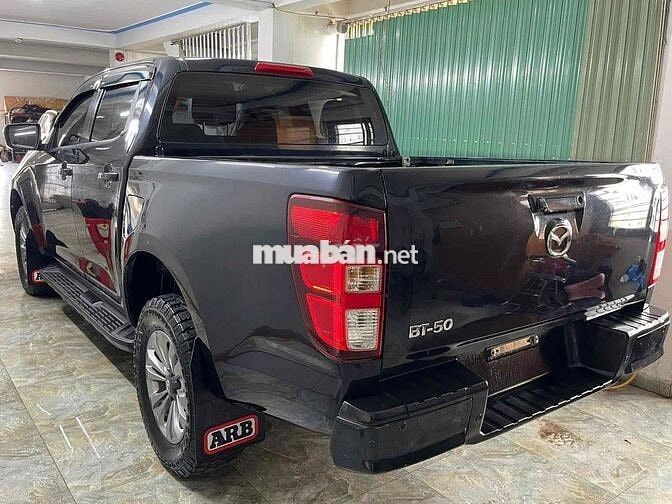 Mazda BT-50 Đen 5 chỗ
