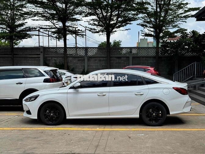 MG MG5 2024 Standard Trắng 38.000km