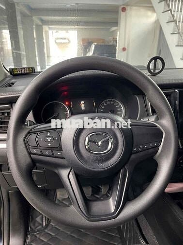 Mazda BT-50 Đen 5 chỗ