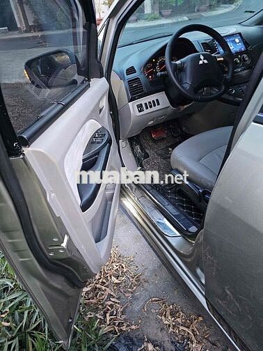 Mitsubishi Grandis 2007 Vàng cát