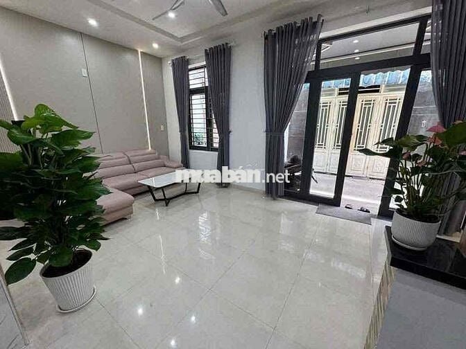 Cho thuê nhà mới 2tầng full Nội thất ĐIỆN BIÊN PHỦ gần Thái Thị Bôi