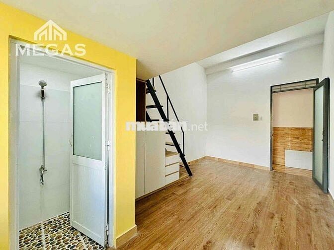 CHDV DUPLEX SIÊU RỘNG VÀ THOÁNG MÁT QUA ĐẠI HỌC VĂN HIẾN CHỈ 8P ĐI XE