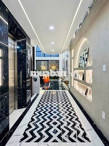 NHÀ PHỐ LUXURY XÂY MỚI 5 TẦNG 65M2  - HẺM XE TẢI 1 TRỤC - THANG MÁY