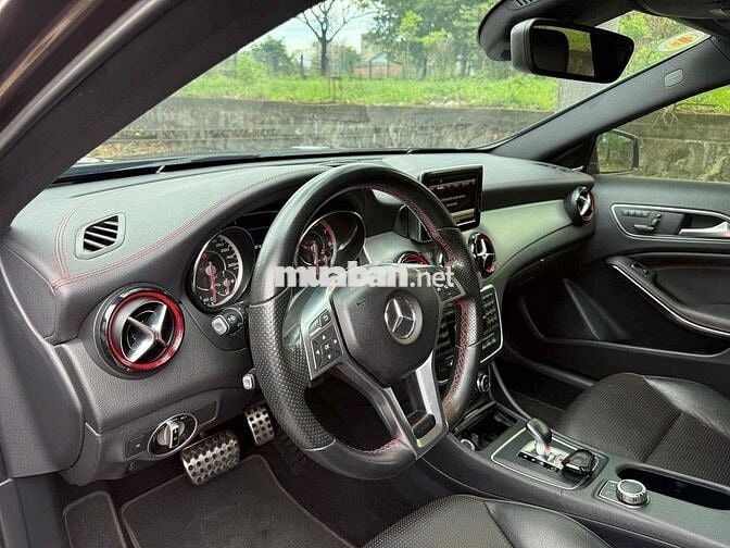 Mercedes GLA 45 AMG 4MATIC 2016 Nâu Tự động