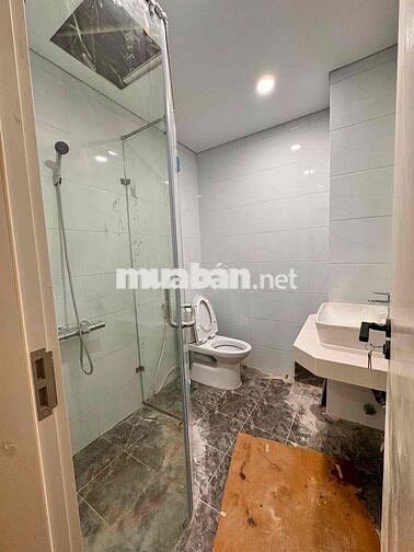 Căn chung cư Tòa A2 - 460 Khương Đình, DT 66m2, 2 ngủ.