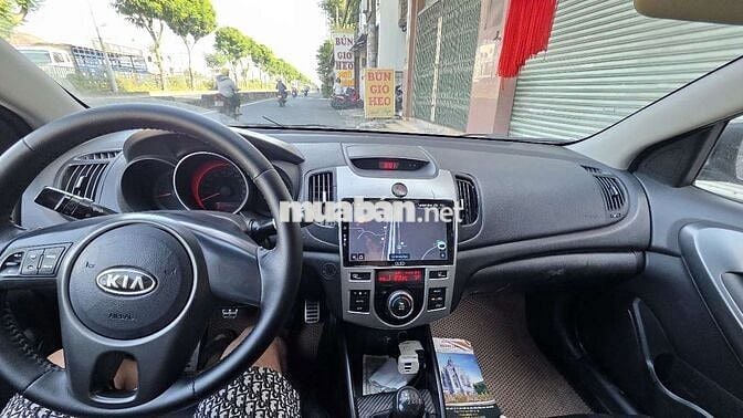 Kia 2011 Số sàn Xám