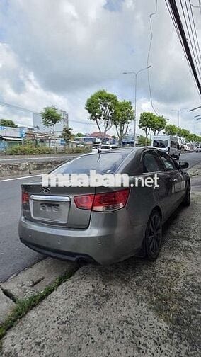 Kia 2011 Số sàn Xám