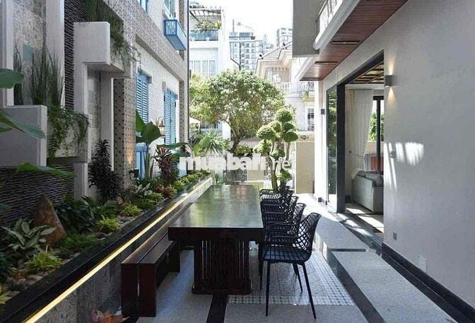 Cho thuê Biệt thự đơn lập Phú Mỹ Hưng, Nhà mới