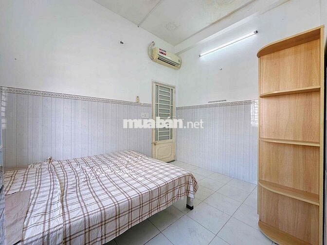 STUDIO CỬA TRỜI FULL NT GIÁ SINH VIÊN