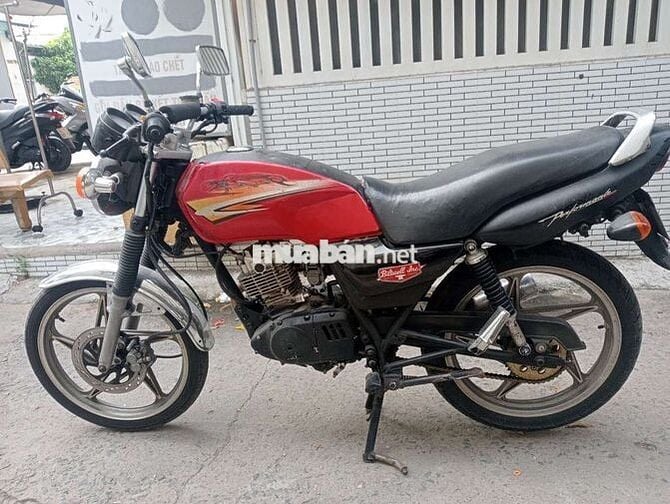 Suzuki màu Đỏ mất thẻ