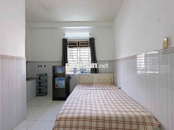 STUDIO CỬA TRỜI FULL NT GIÁ SINH VIÊN