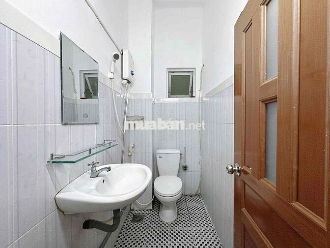 STUDIO CỬA TRỜI FULL NT GIÁ SINH VIÊN