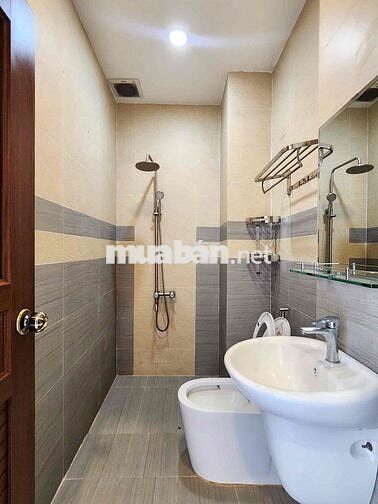 Studio cửa sổ – Đường Âu Cơ, Quận Tân Phú, Gần VHU, HSU, BKU, Đầm Sen