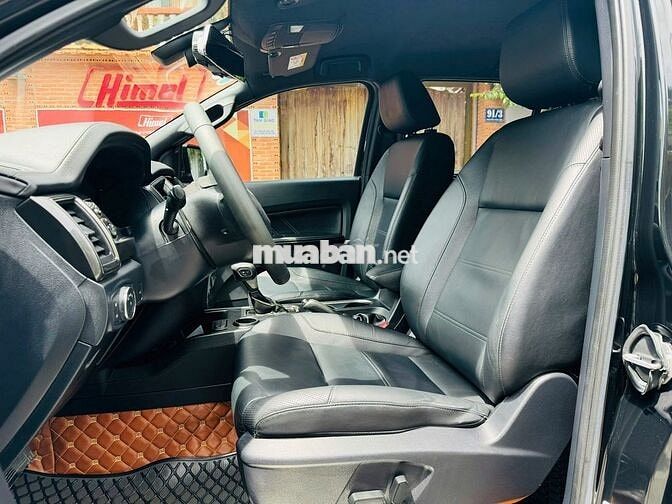 Ford Everest Titanium 2.0L 2018 Đen 68.000 km